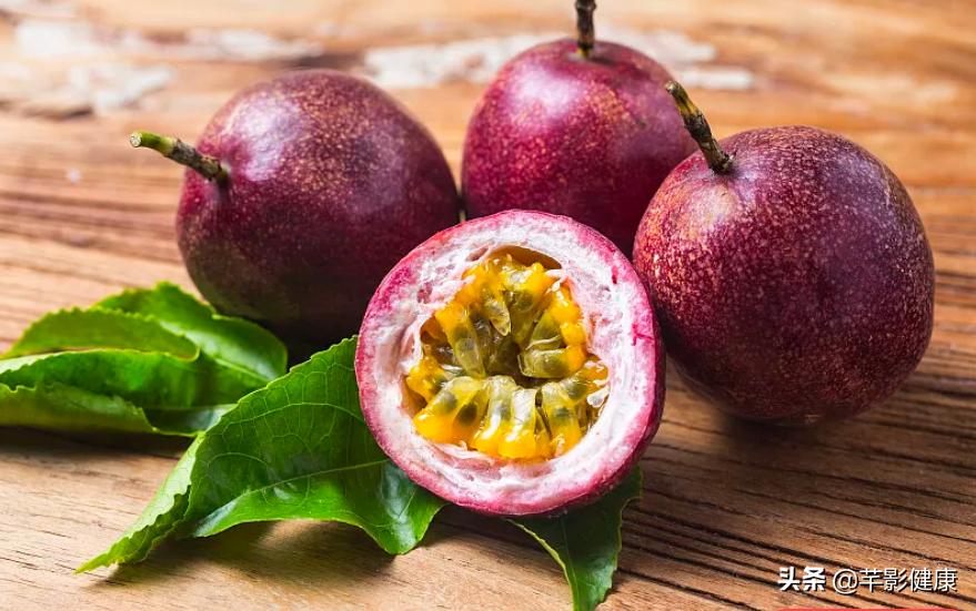 百香果怎么吃可以美白养颜,百香果美容吃法