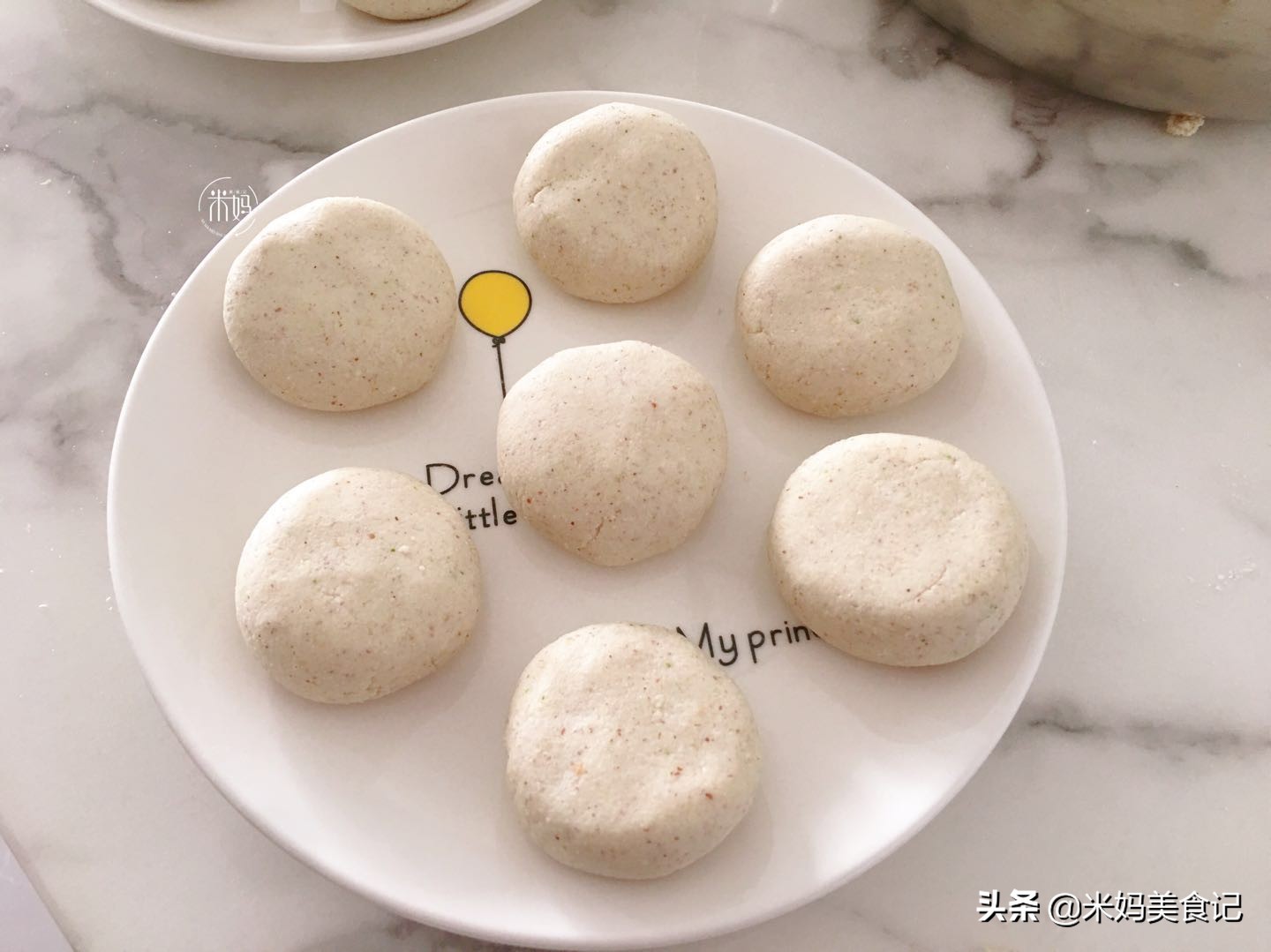 八珍糕助消化,八珍糕清甜可口细腻软糯