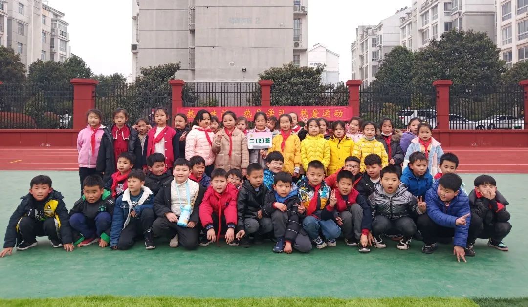 道清路小学校长杯足球联赛,洛龙区第一小学学生足球比赛