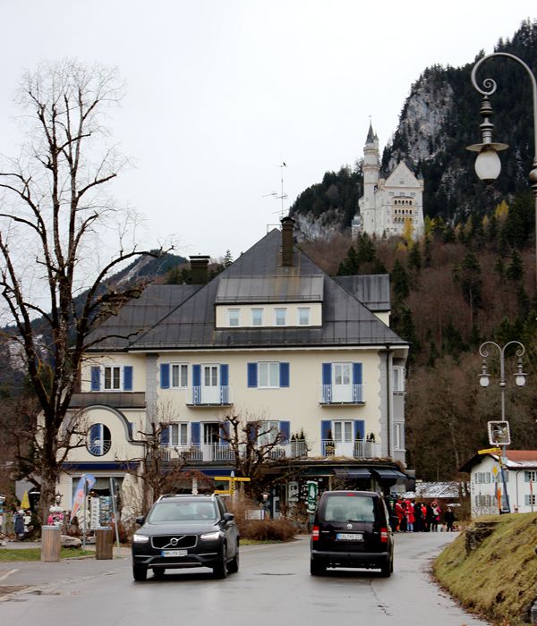 与意大利商人讨价旅游购物欧洲与亚洲国家不同的经营价值观