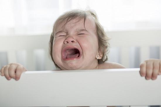 孩子烫伤先脱了衣服,孩子烧伤先脱衣服伤情加重