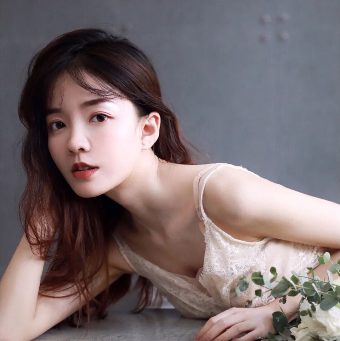 最好用的美白保湿防晒霜 (什么防晒霜美白不油腻很好用)