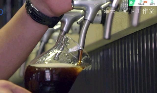 这家深埋在天津胡同里的啤酒馆就是不做广告,但老外都能自己找上