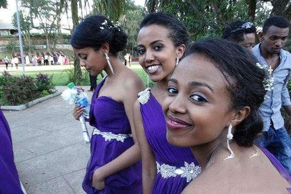 法国对非洲的殖民统治与他们之间的复杂情感