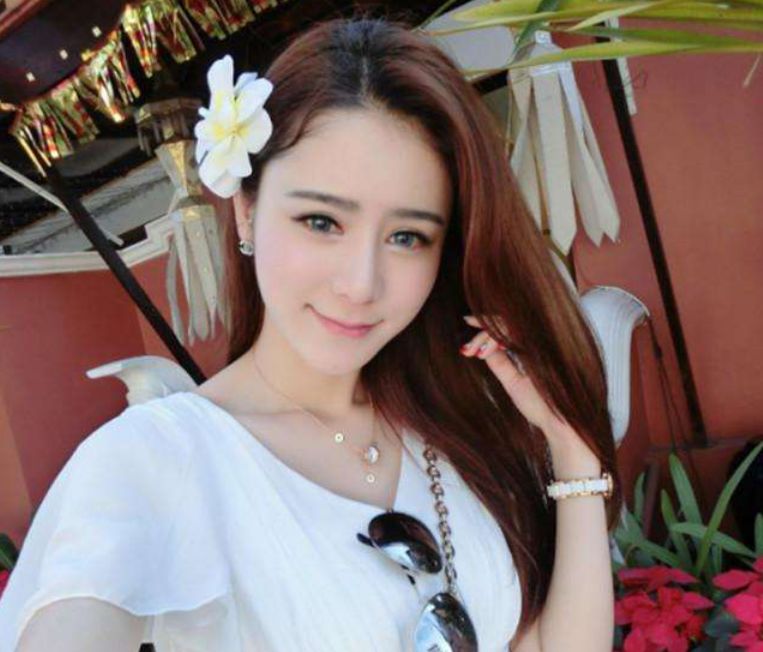 林峰张馨月订婚,林峰公布张馨月的恋情