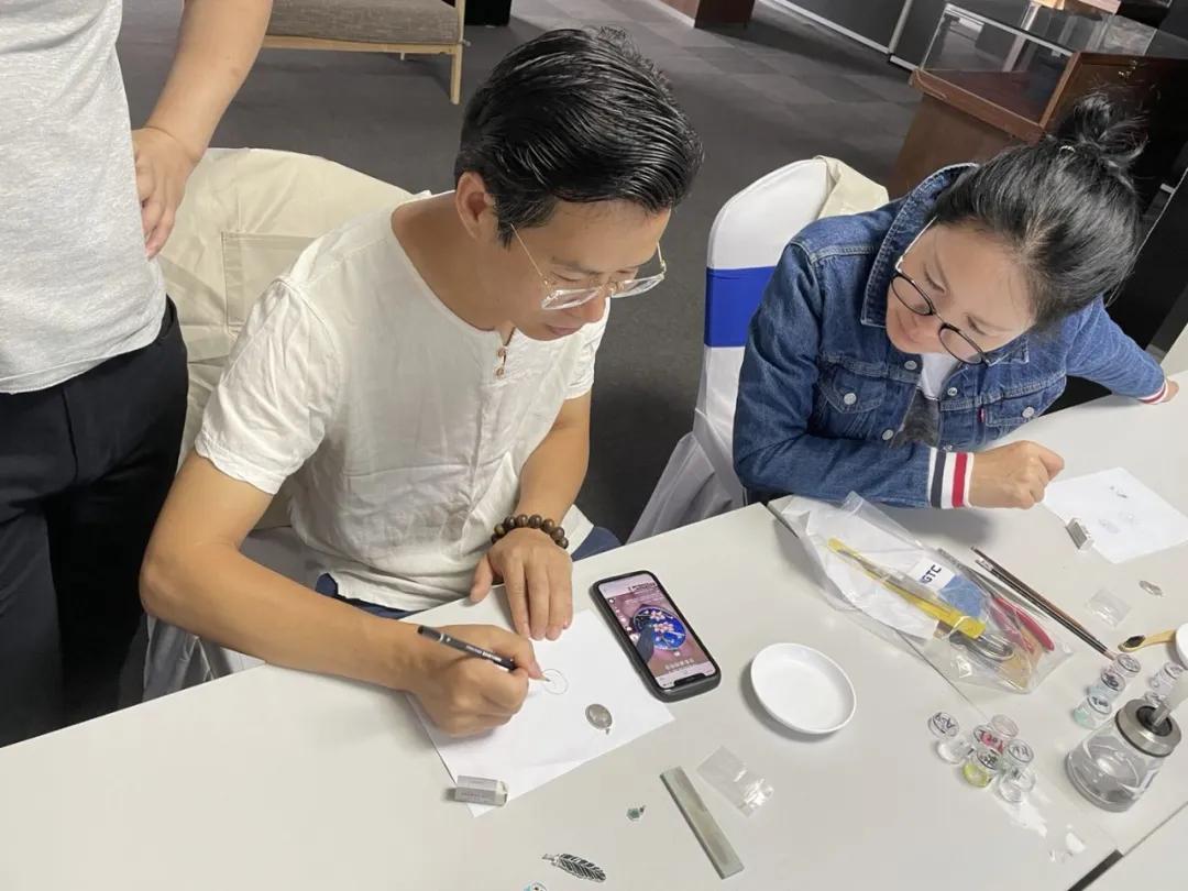 珐琅彩的珐琅是什么,大明火珐琅和微烩珐琅