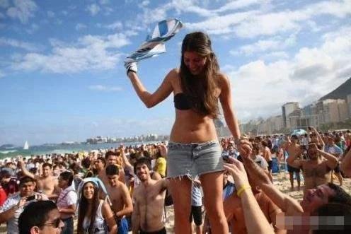 外国旅游海景美女,外国美女海边游