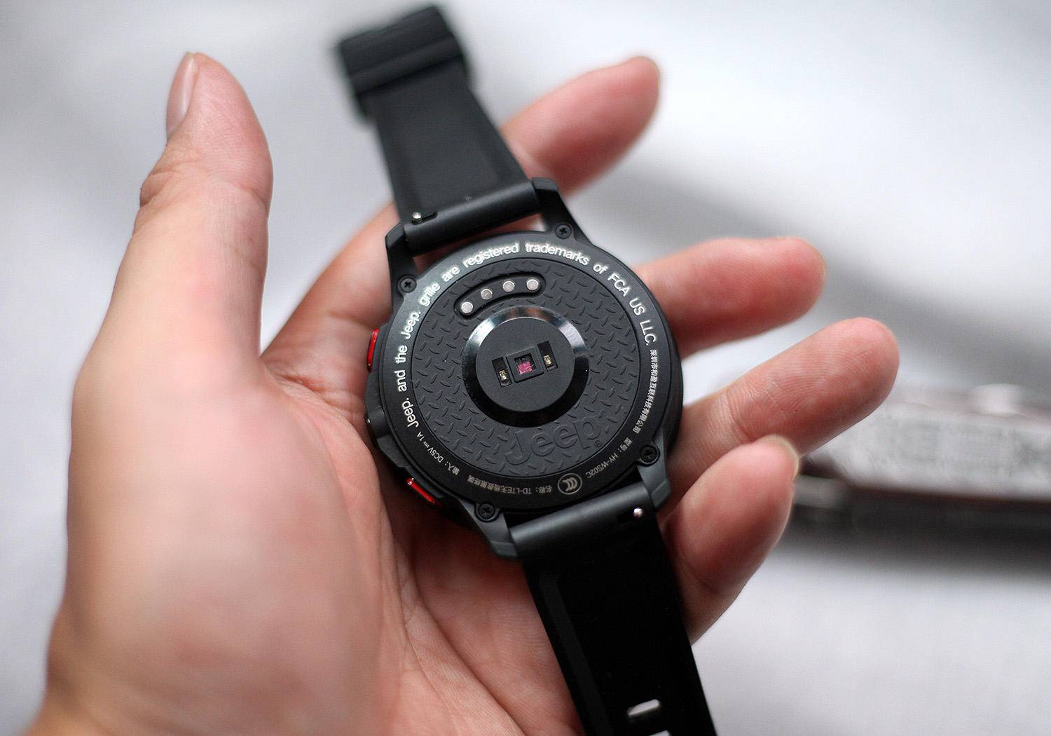 jeep智能全境界测评,jeep智能表推荐