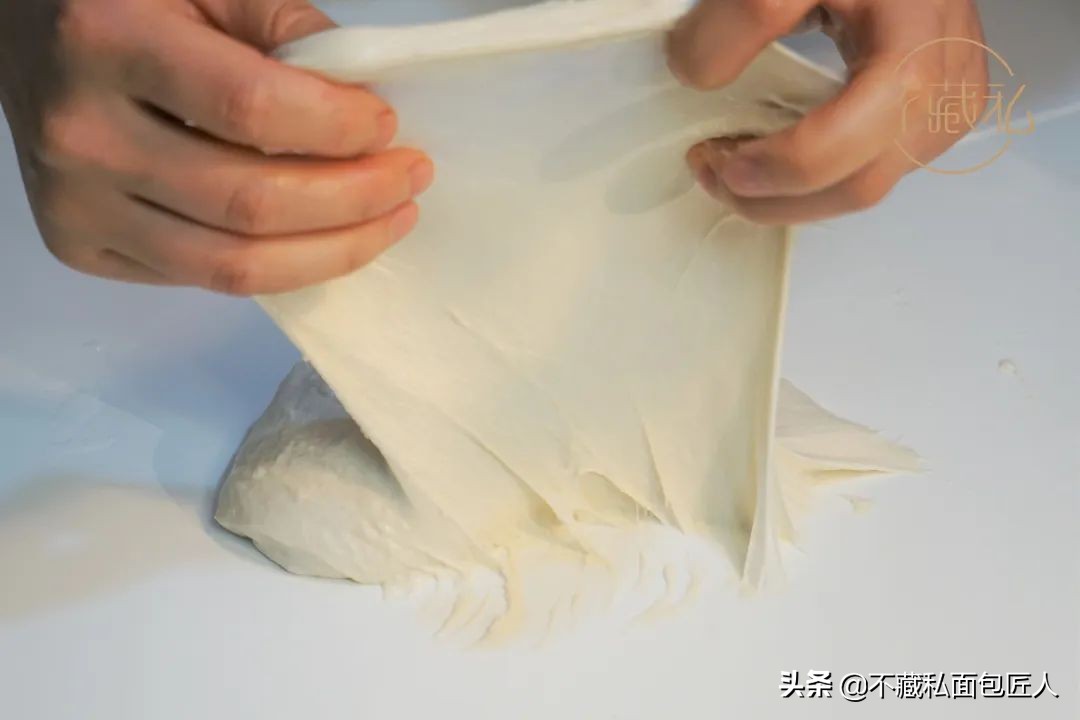 臂力堪忧，又没有揉面神器，那你一定要学这个手揉面团秘笈