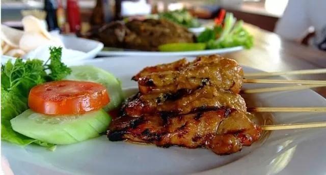 巴厘岛攻略最值得去的景点,巴厘岛阿雅娜金巴兰游玩攻略