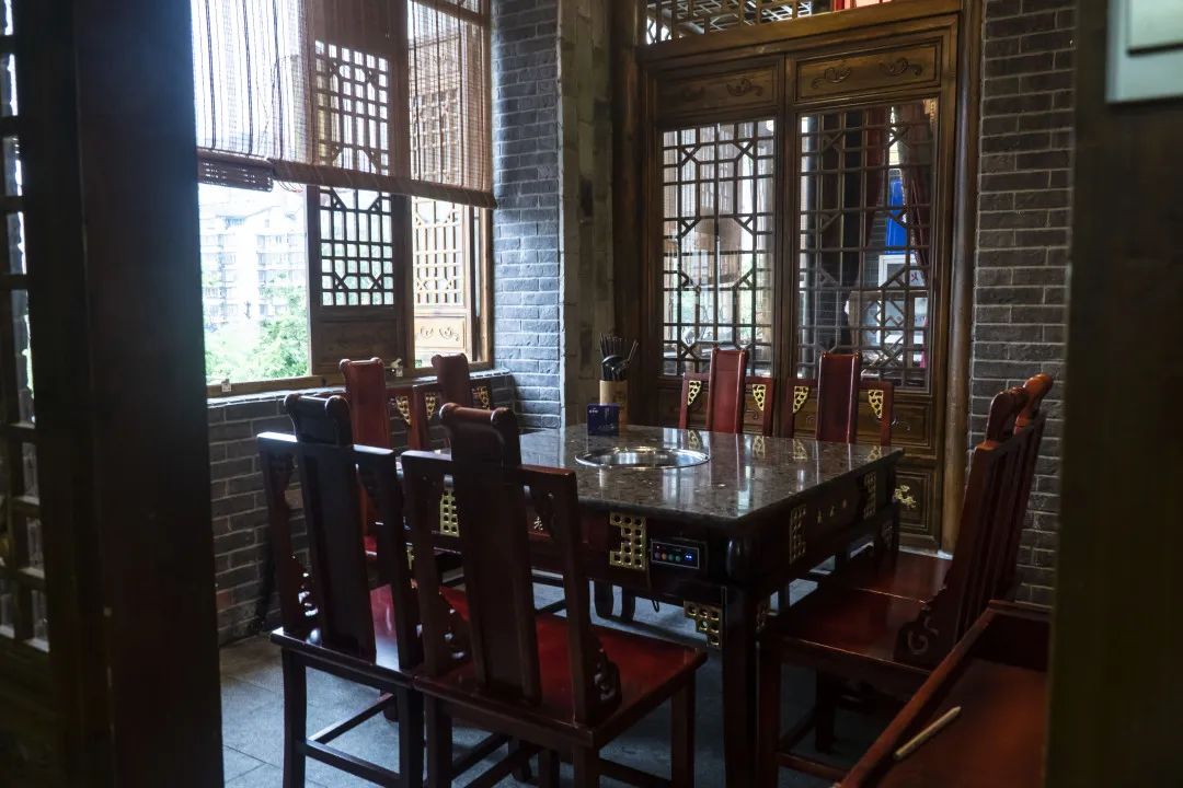 袁老四火锅全国连锁多少家,袁老四老火锅是哪里的