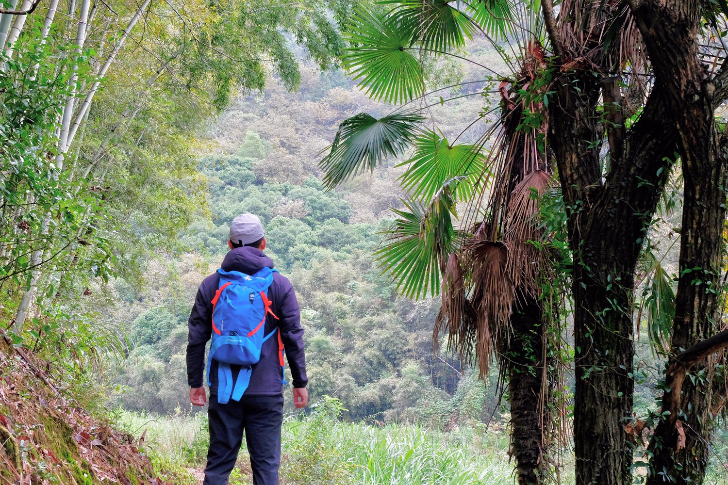 现在是春天穿什么好看又保暖,很实用的保暖穿搭推荐