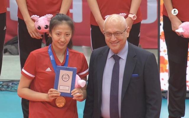 丁霞母亲,女排丁霞父母做什么