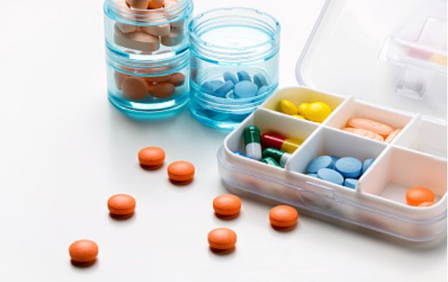 保健维生素c和药片维生素c一样吗,维生素c2块钱和98元的区别