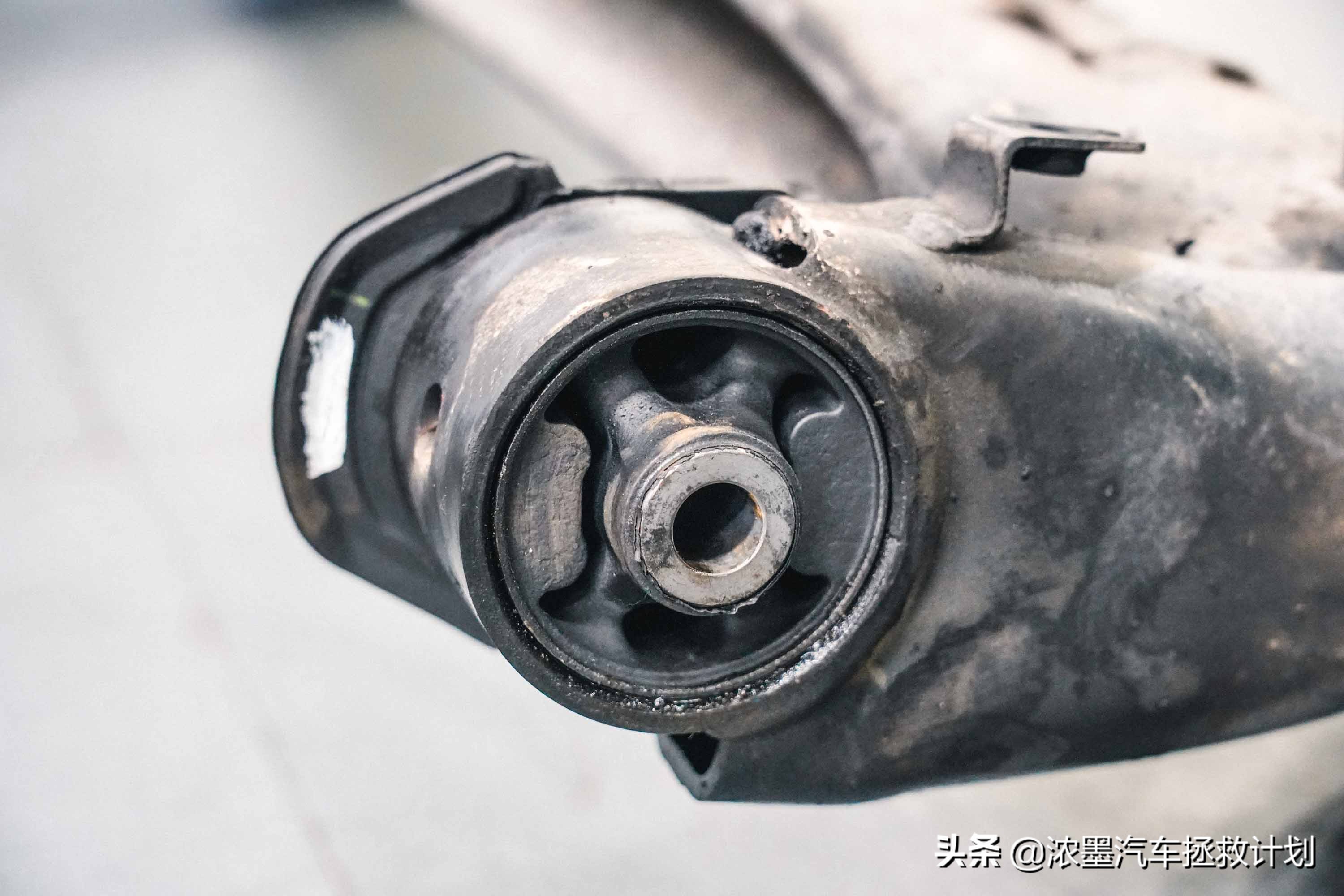 一代经典丰田普瑞维亚,丰田普瑞维亚依然经典