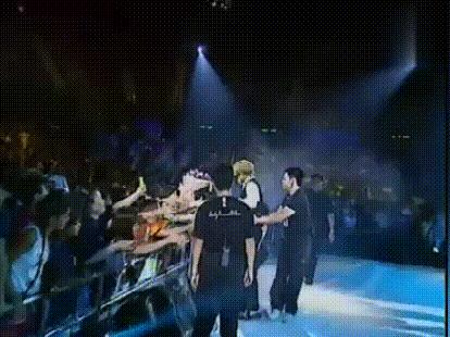 当刘德华遇上林志玲,刘德华染金发致敬贝克汉姆