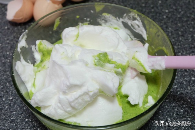 蛋糕怎么做好吃又简单教程,蛋糕怎样做蓬松又好吃秘诀