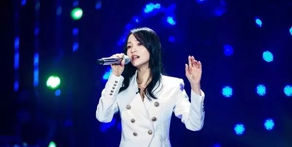 balmain巴尔曼品牌简介,balmain巴尔曼高帮