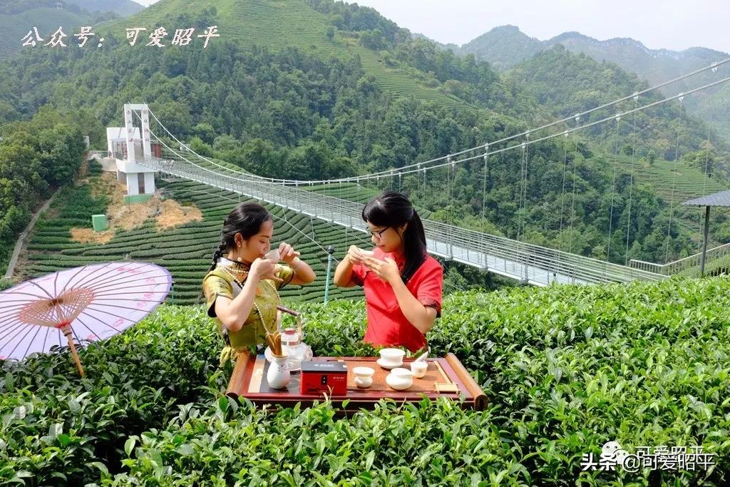 贺州市昭平县桂江游船,广西昭平桂江游船