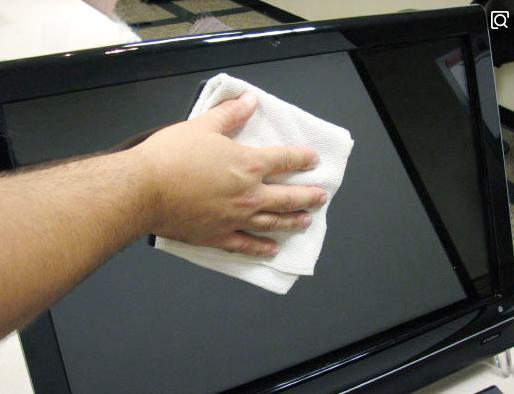 电脑屏幕脏了用酒精擦可以吗,电脑屏面脏用什么擦干净