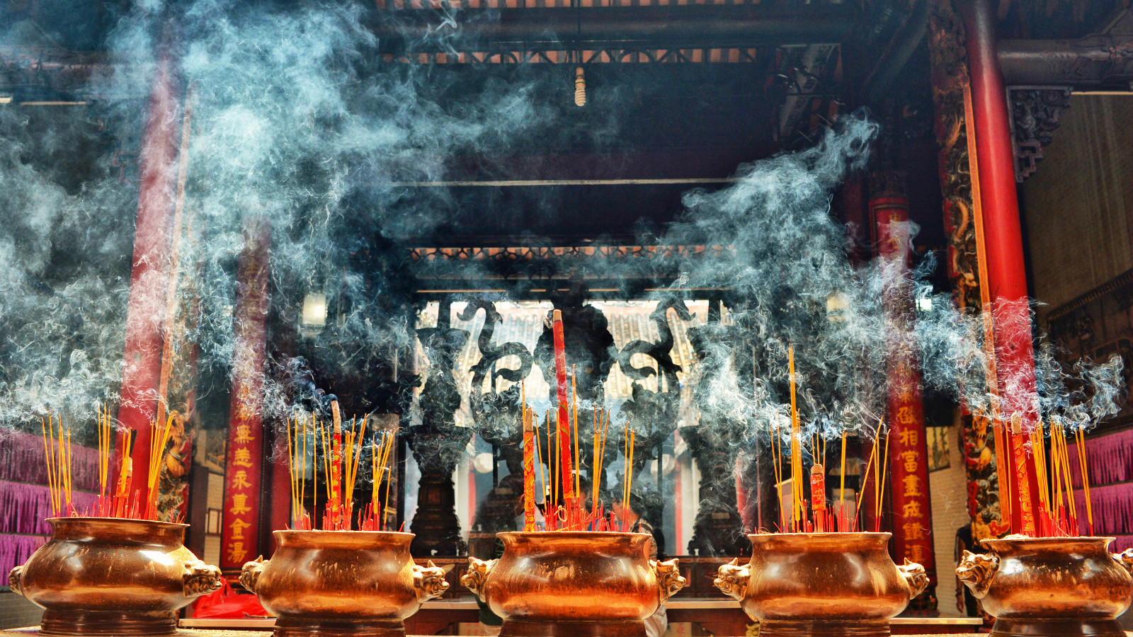 三岁之前不要带孩子去寺庙,带孩子去寺庙祈福回来经常受伤