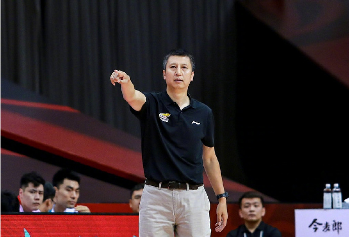 曝杨鸣重回辽宁男篮,郭士强下课对杨鸣的看法