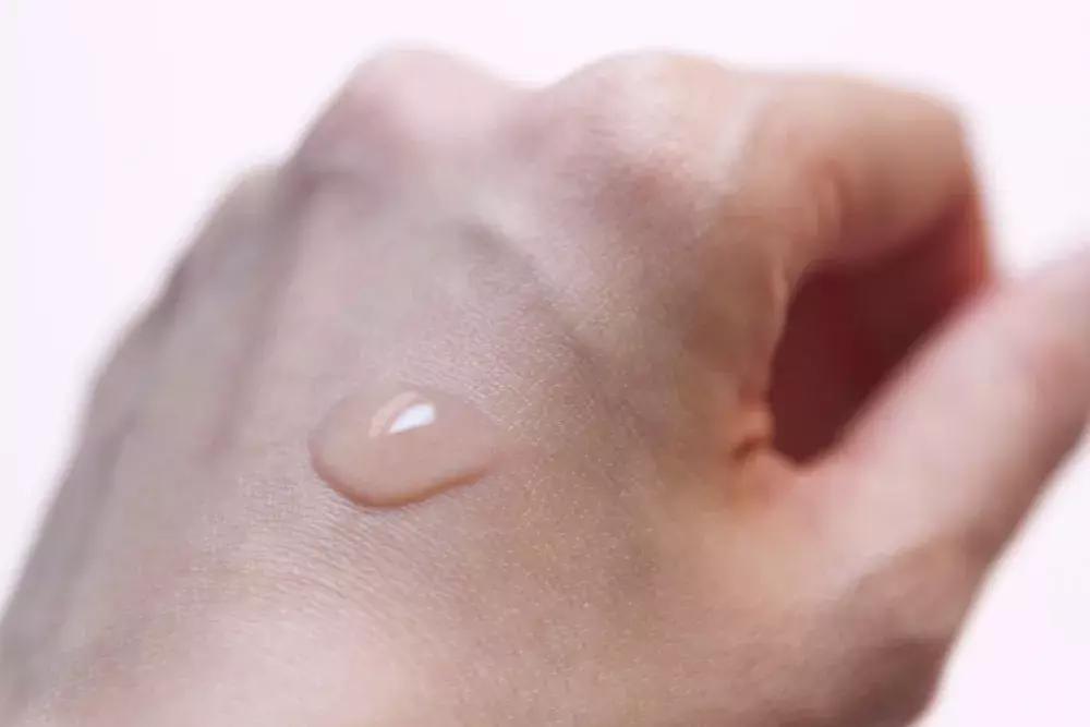 毛孔粗大收缩毛孔最有效的方法,毛孔粗大看什么科