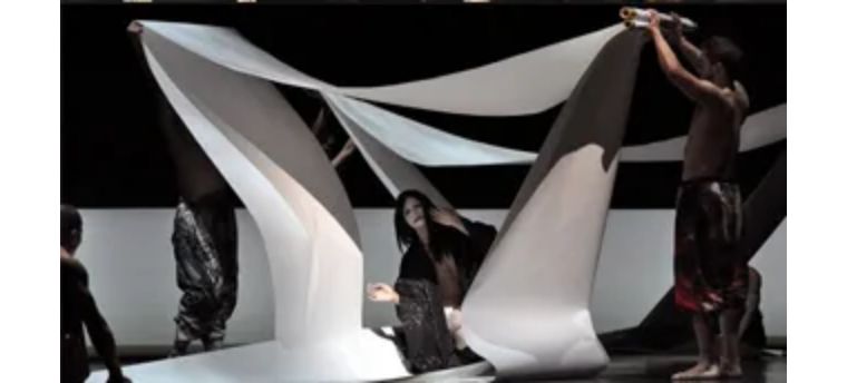 前往漫画形式的边界——舞剧「手冢TeZukA」