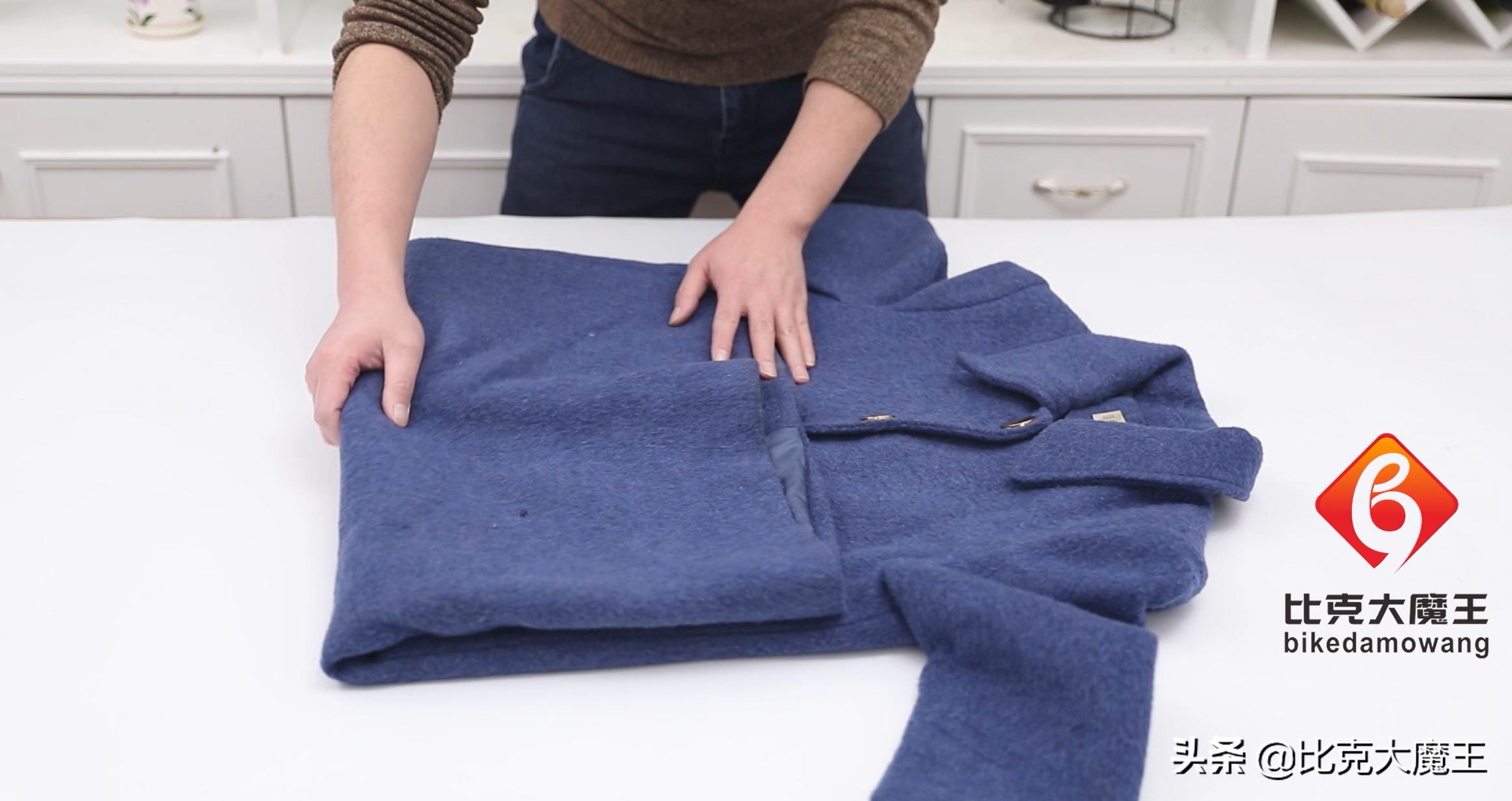 厚衣服怎么叠比较省空间,怎么叠厚衣服省空间行李箱