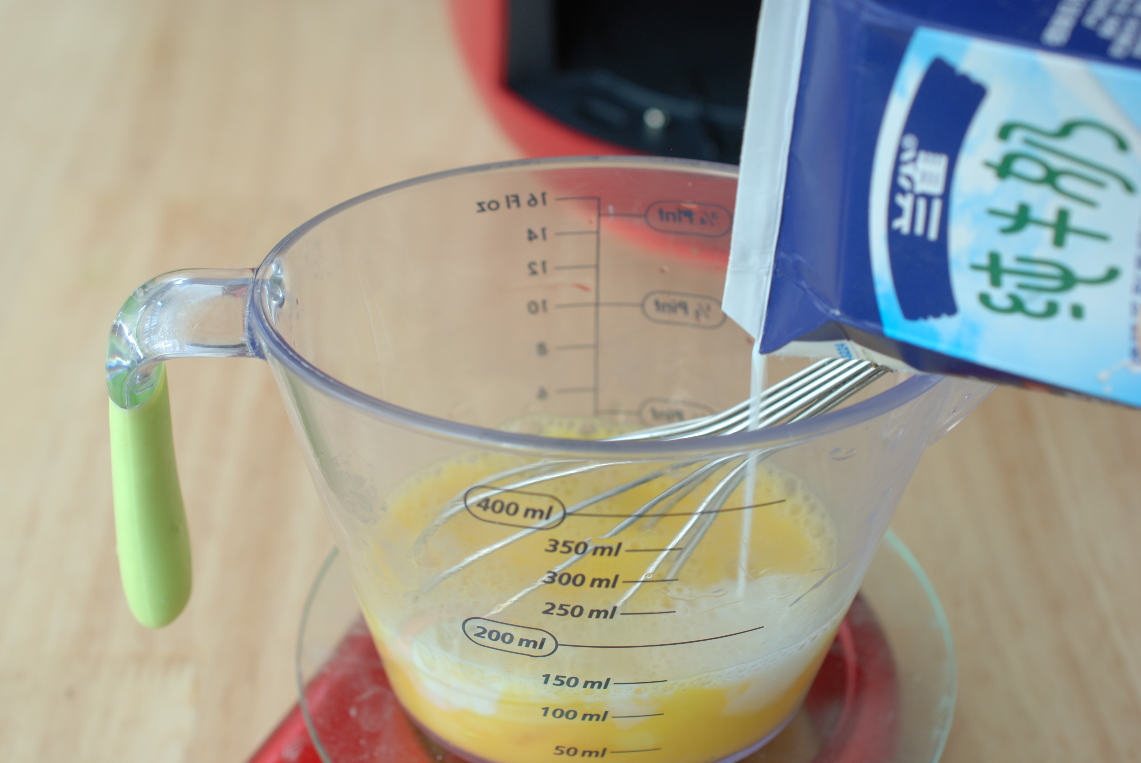 怎么做蛋挞不用蛋皮用烤箱烤,不用纯牛奶只有奶油怎么做蛋挞液