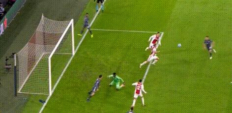 穆勒欧洲杯失单刀跪地,穆勒世界杯进球瞬间