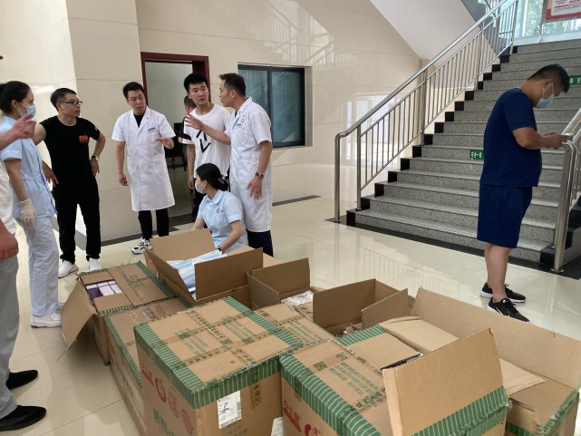 抗洪救灾洪灾无情,洪水无情人有情弘扬抗洪精神