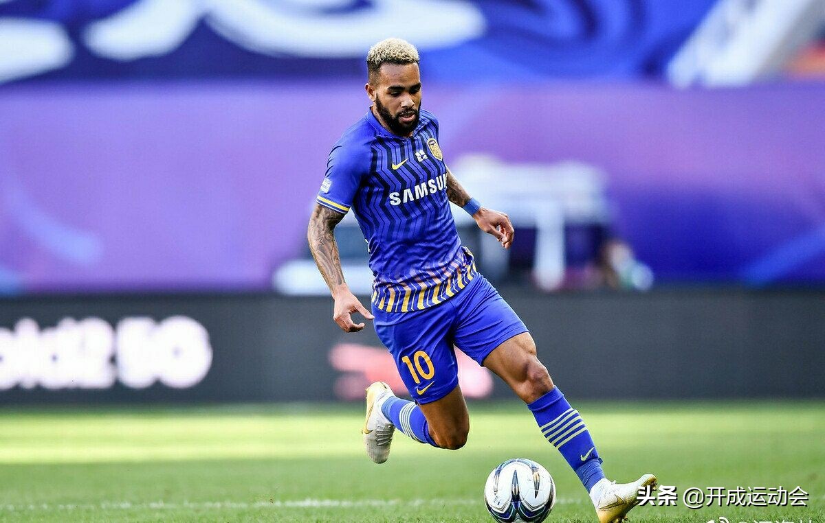 李铁国足对恒大的评价,恒大新球场被吐槽