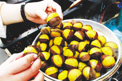 糖炒栗子可以后续冻起来再吃吗,糖炒栗子放久了变黑可以吃吗