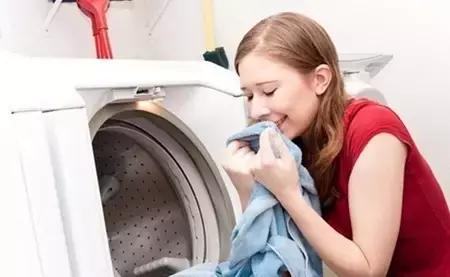 顽固污渍清洗小妙招,床垫污渍清洗小妙招