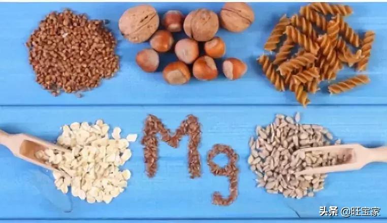 宝宝粑粑里有黑色条状物,宝宝粑粑里有小黑块