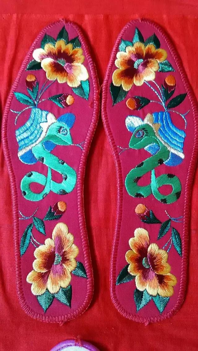 纯手工鞋垫又好学又简单又好看,简单的一针一线纯手工的鞋垫