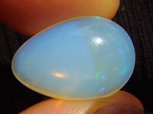 今天我们一起来认识一下欧泊石