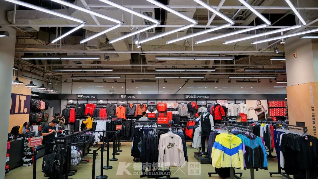 如何辨别耐克阿迪的真假,如何鉴别真假耐克阿迪