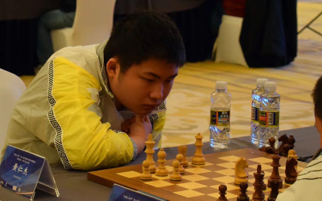 谈笑凯歌还致敬来时路——济南银丰国象队庆功会旁记