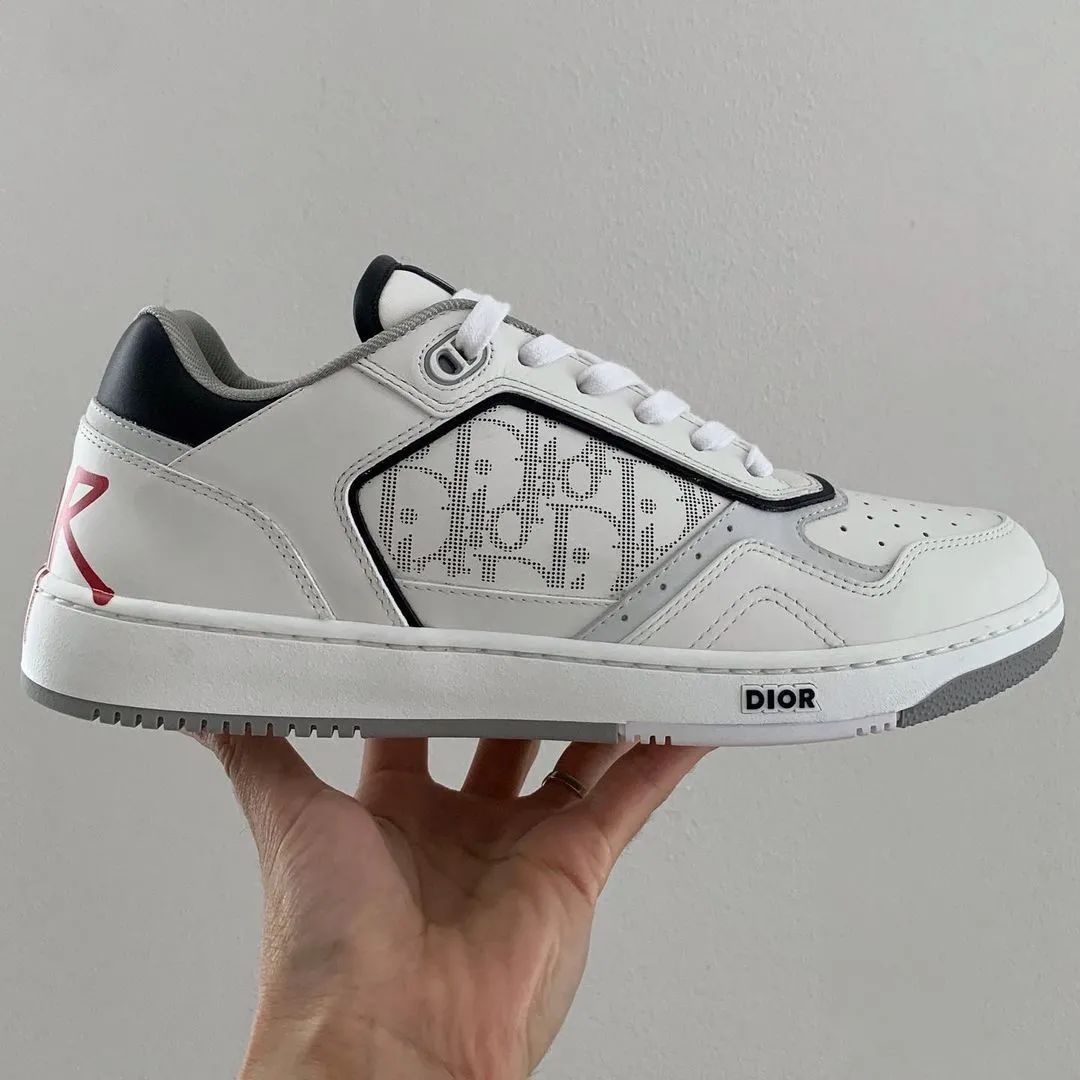 欧阳娜娜同款潮流品牌,欧阳娜娜同款联名卫衣