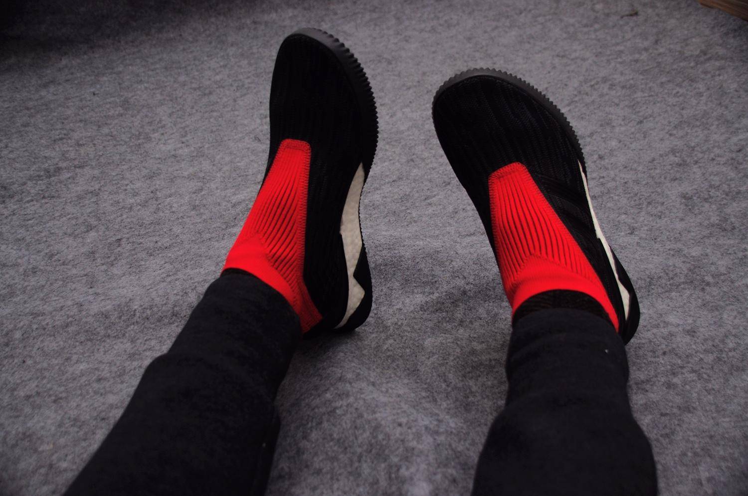 predator20.3足球鞋蓝与白,predator足球鞋19.4