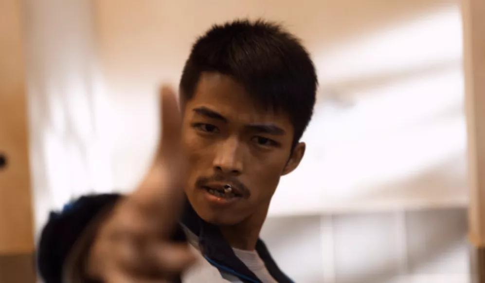 别装了，土狗男孩才是你的性幻想对象