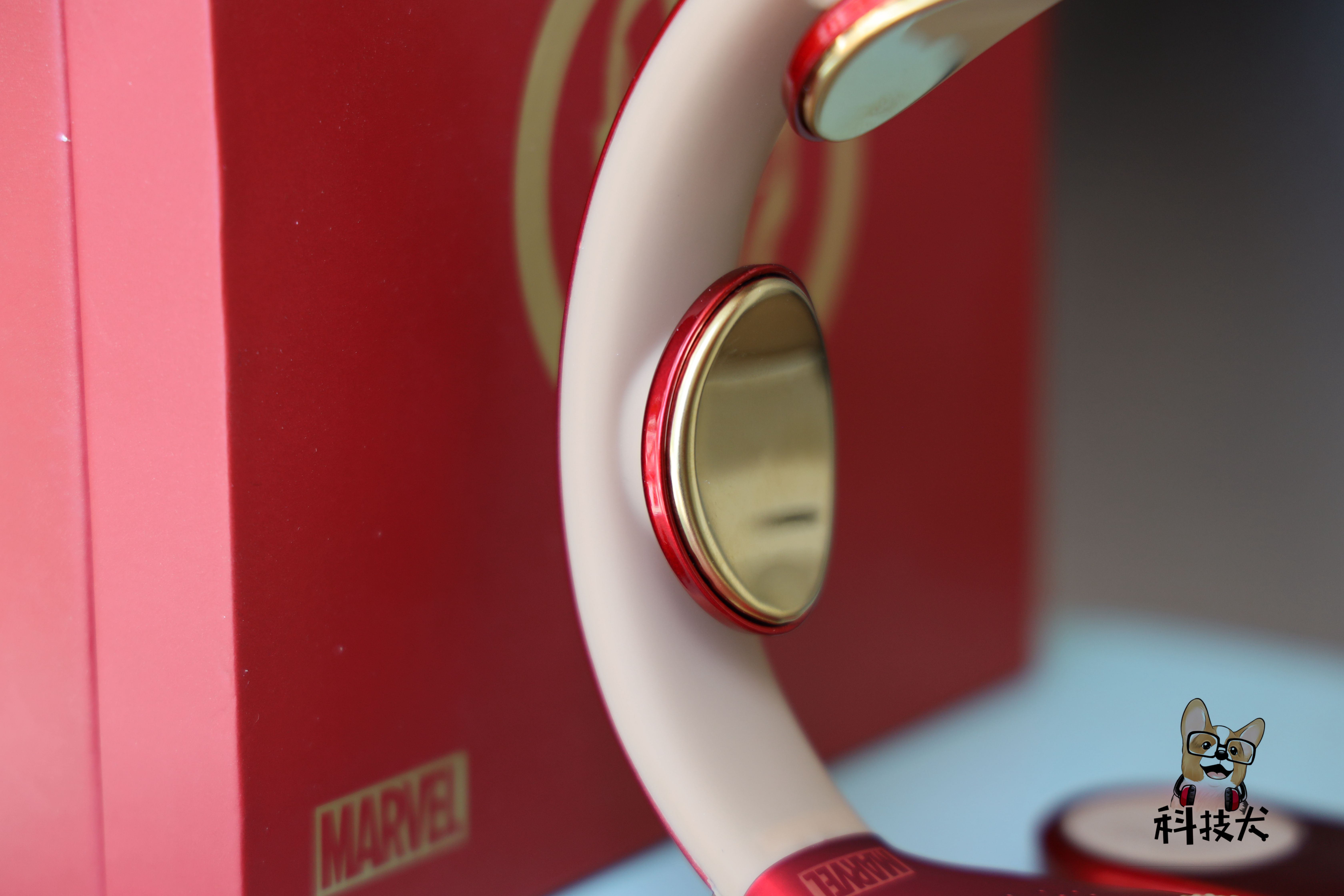 荣泰颈部按摩器k28,荣泰颈椎按摩器K35pro