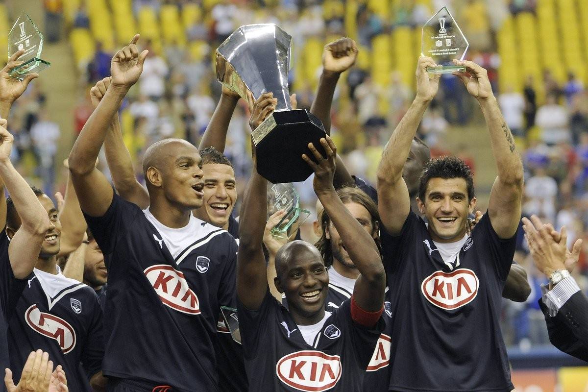 新世纪足坛五大王朝终结者：上港上榜，布尔萨体育最难