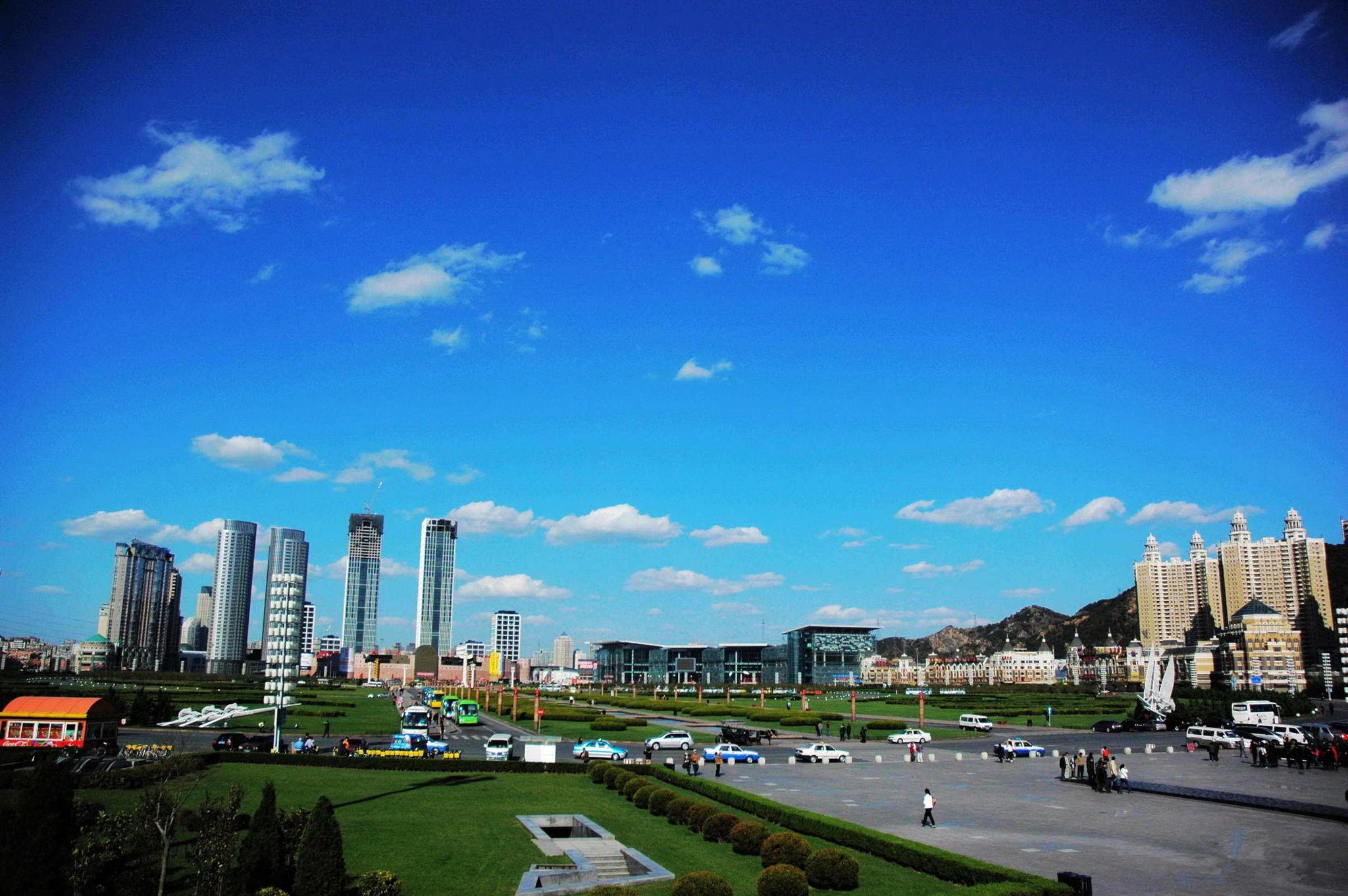 大连世界第一广场,亚洲最大的广场大连星海湾广场