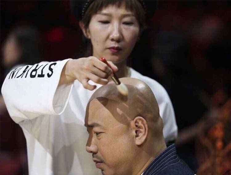 徐峥郭冬临假发,光头郭冬临徐峥