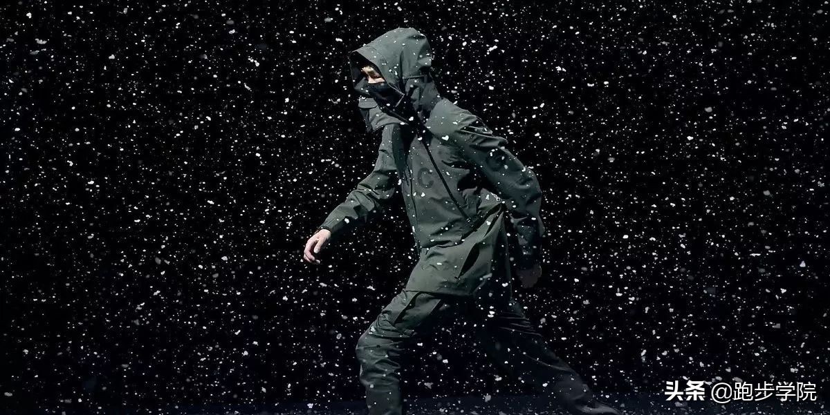 冬天跑步的好处及最佳时间,冬天室内跑步和室外跑有什么区别