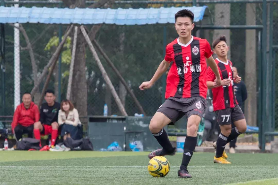 福州米兰：天不生罗森内里，足球万古如长夜