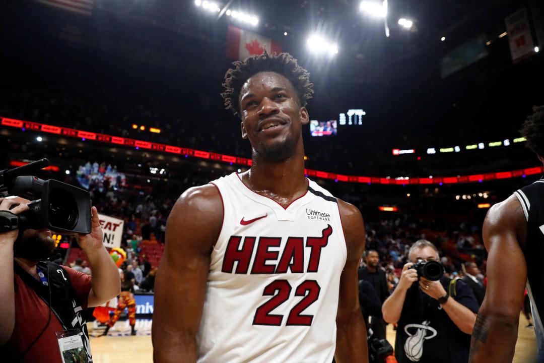 同意么?现役生错时代的球员,他被称为“球队核*器武**”